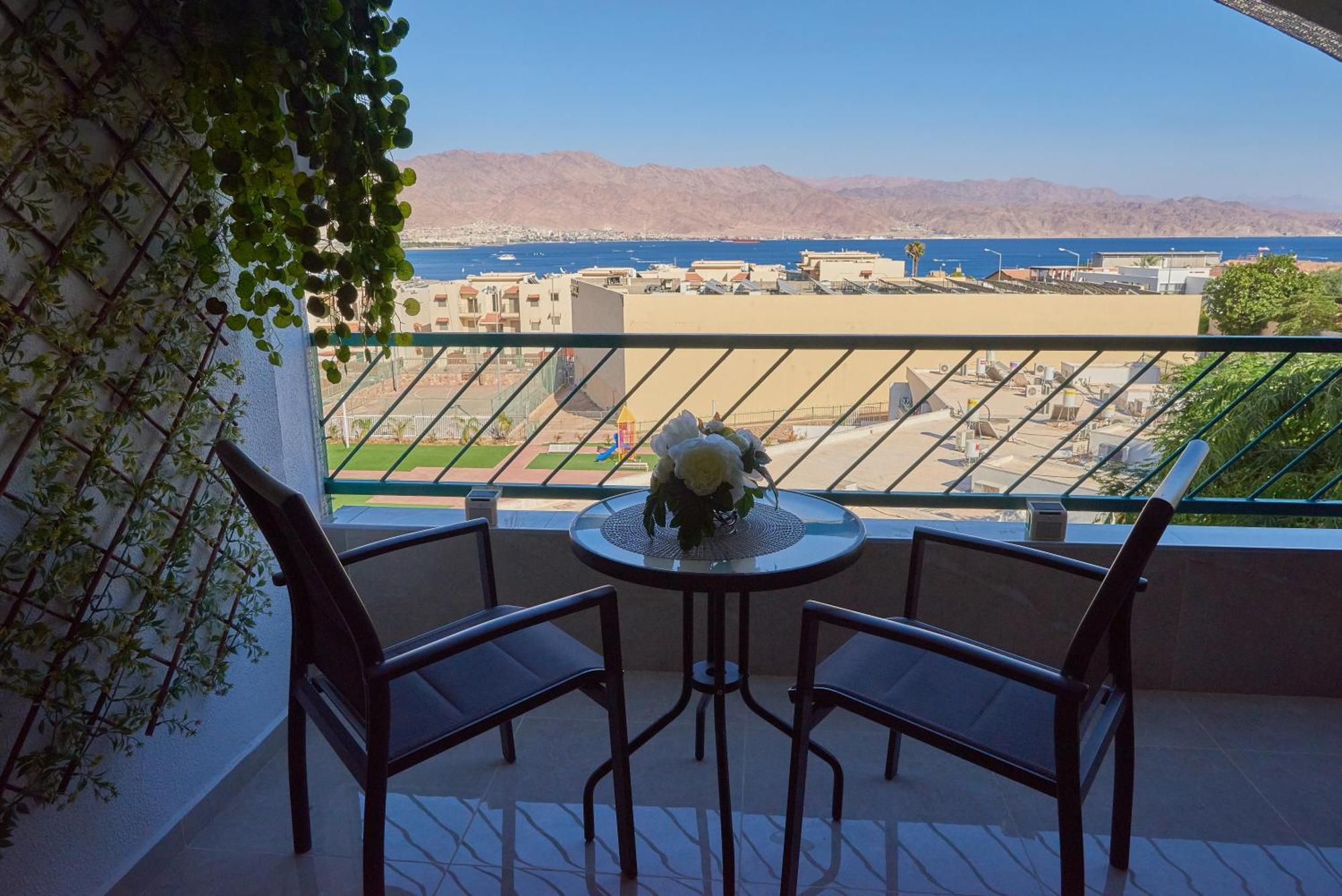 Apartment אואזיס נוף לים - Oasis Sea View *